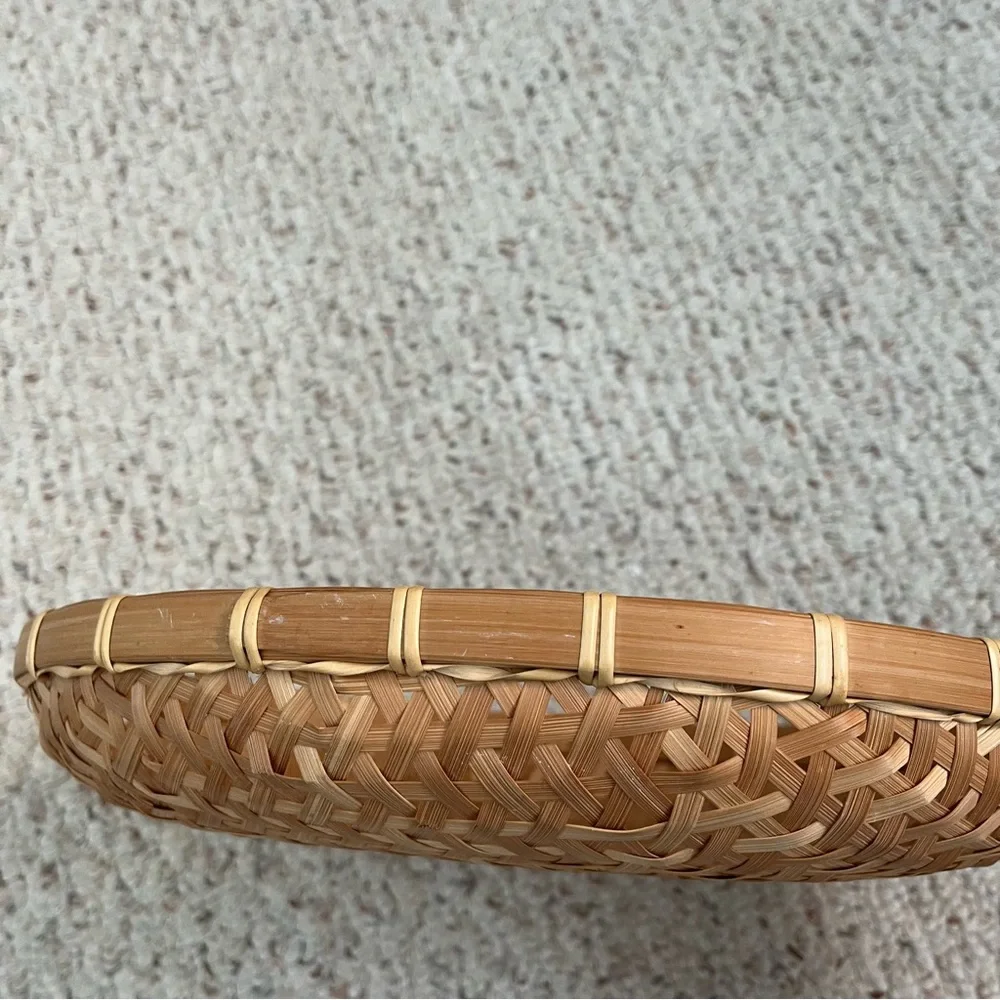 Vintage‎ Bamboo Basket oval-shaped fruit basket 12x9.5”